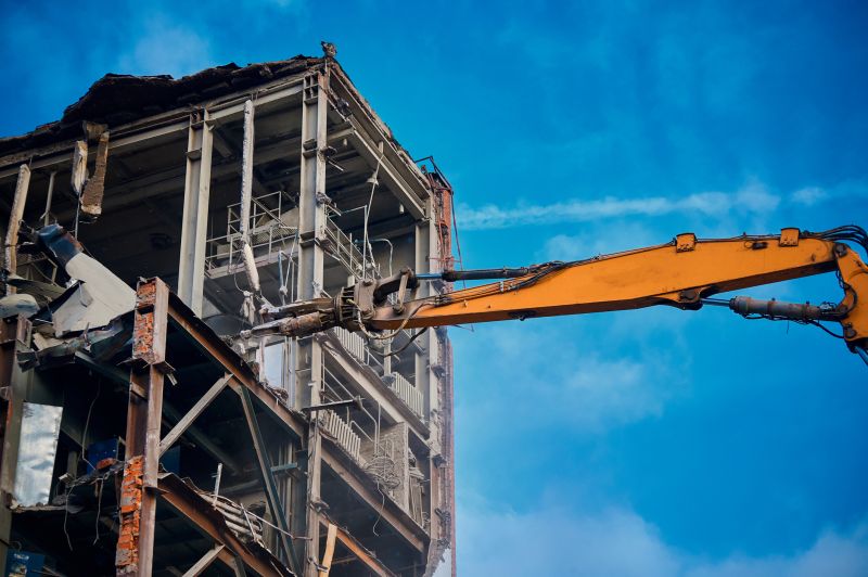 Structural Demolition Equipment